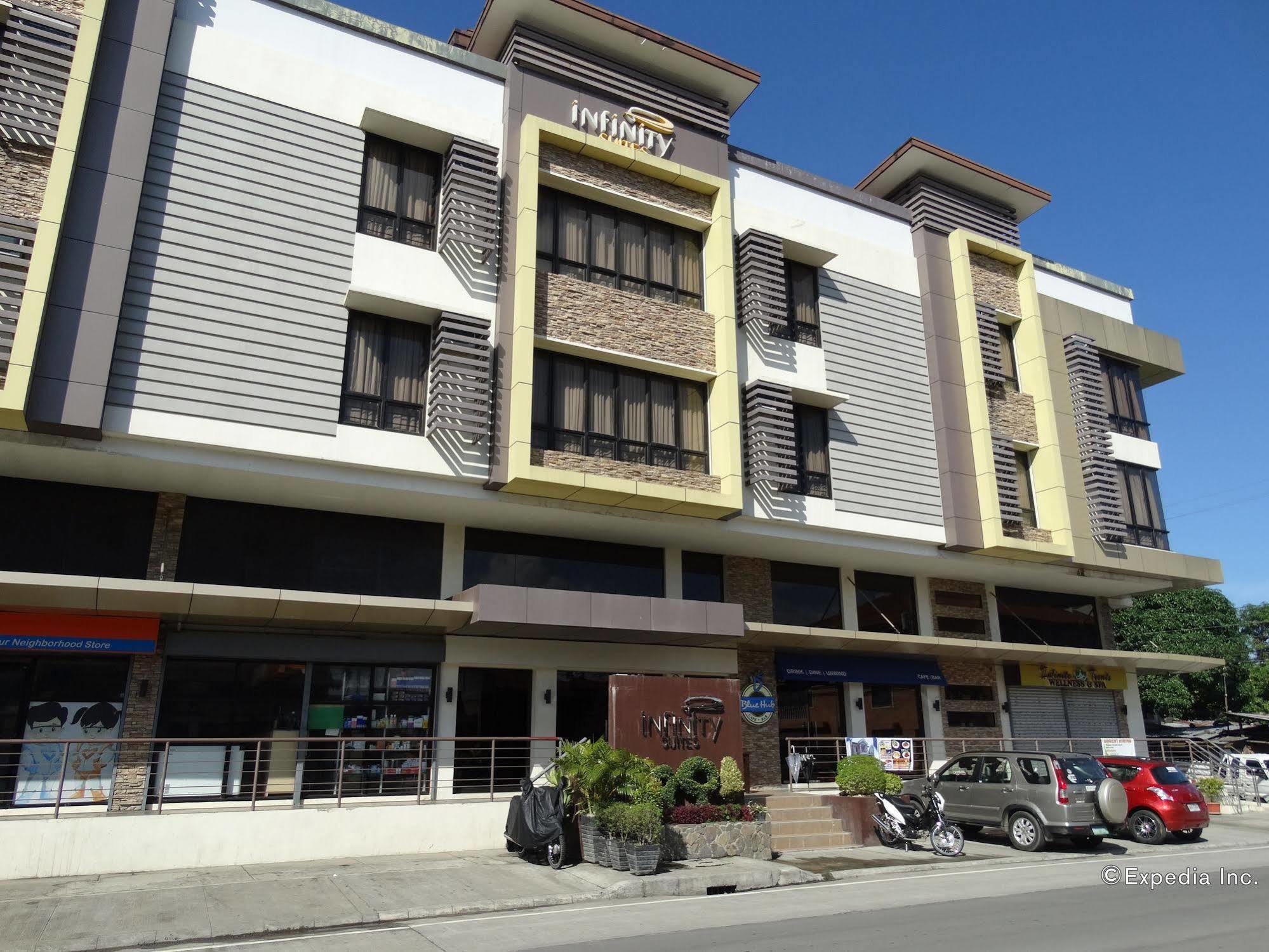 Infinity Suites Davao City Buitenkant foto